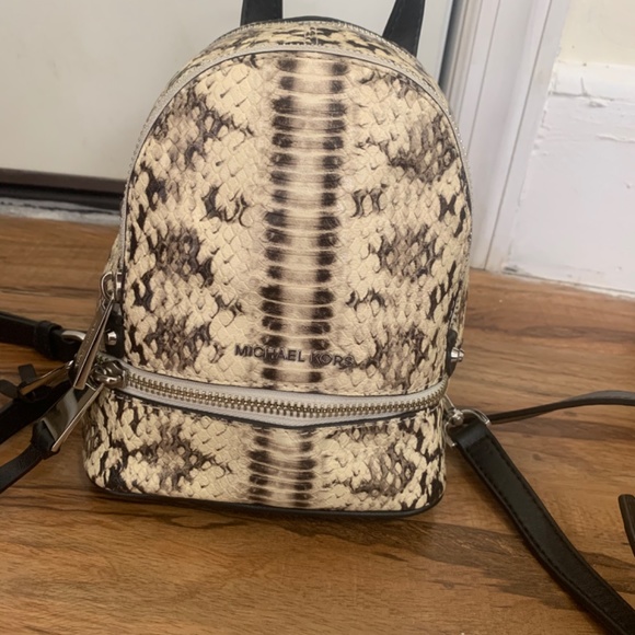 Micheal Kors Back Pack main image 4